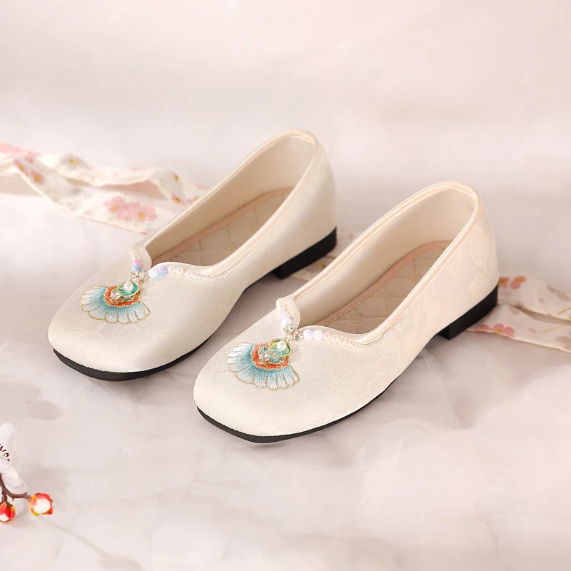 必川老北京布鞋女手工刺绣复古民族风休闲妈妈鞋配裙子旗袍鞋百搭