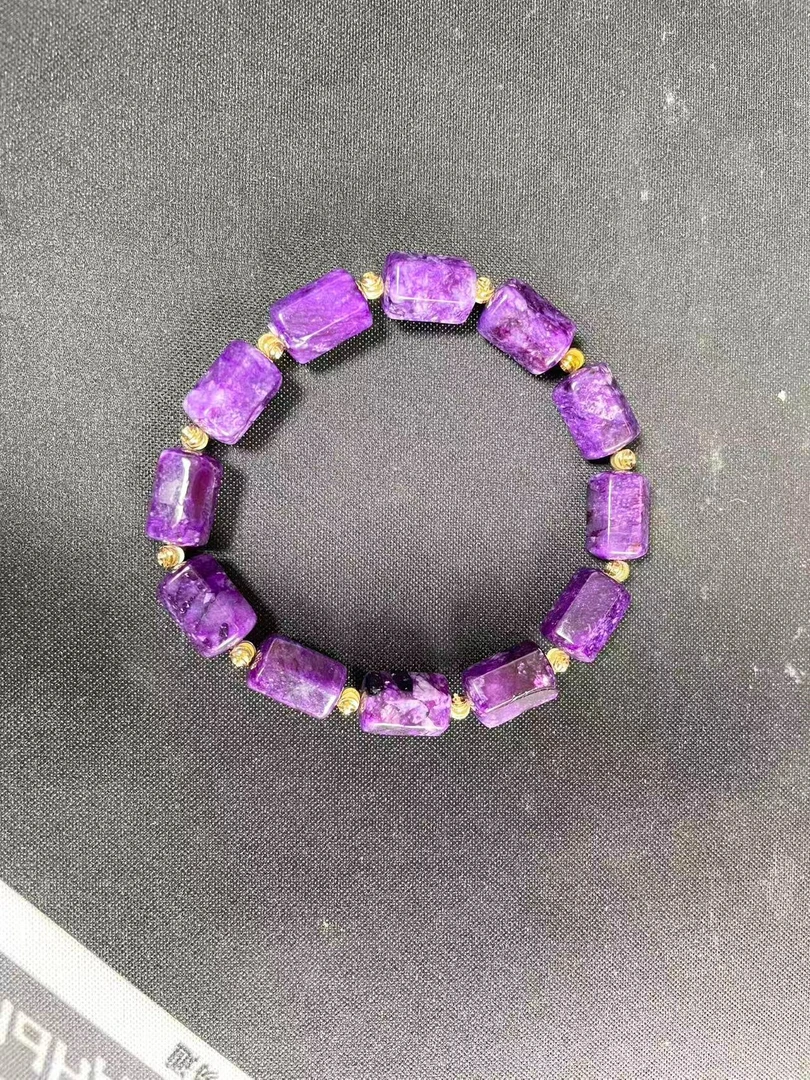 L26紫色六棱珠手串