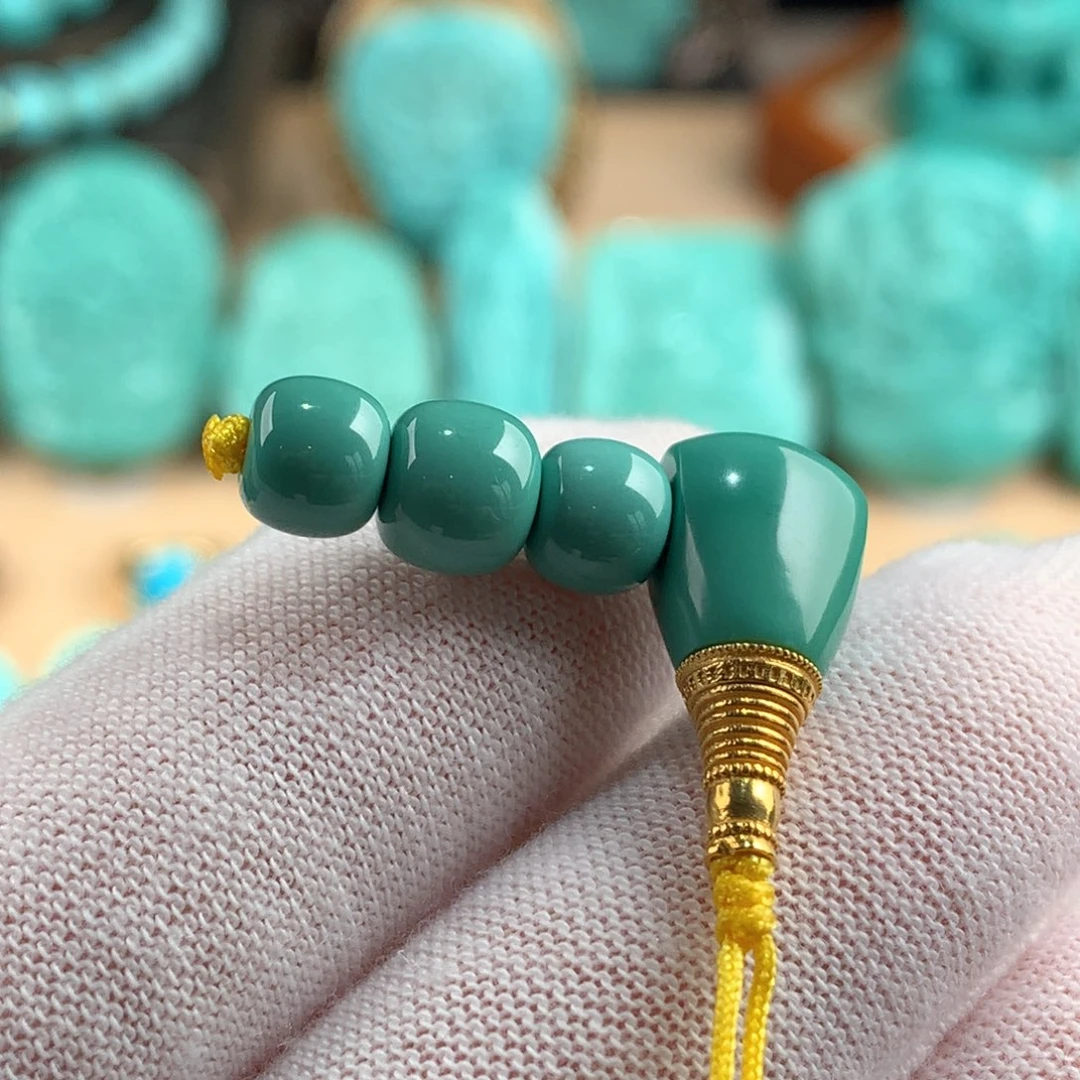 绿松石18K金镶嵌套装卡8.9