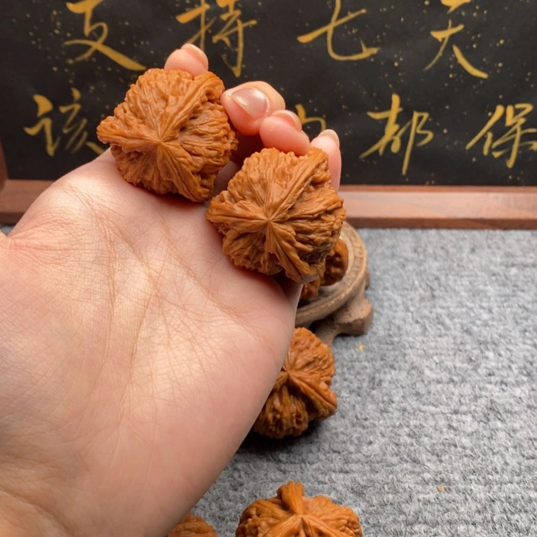 【闪购商品】吊坠文玩核桃睡****z