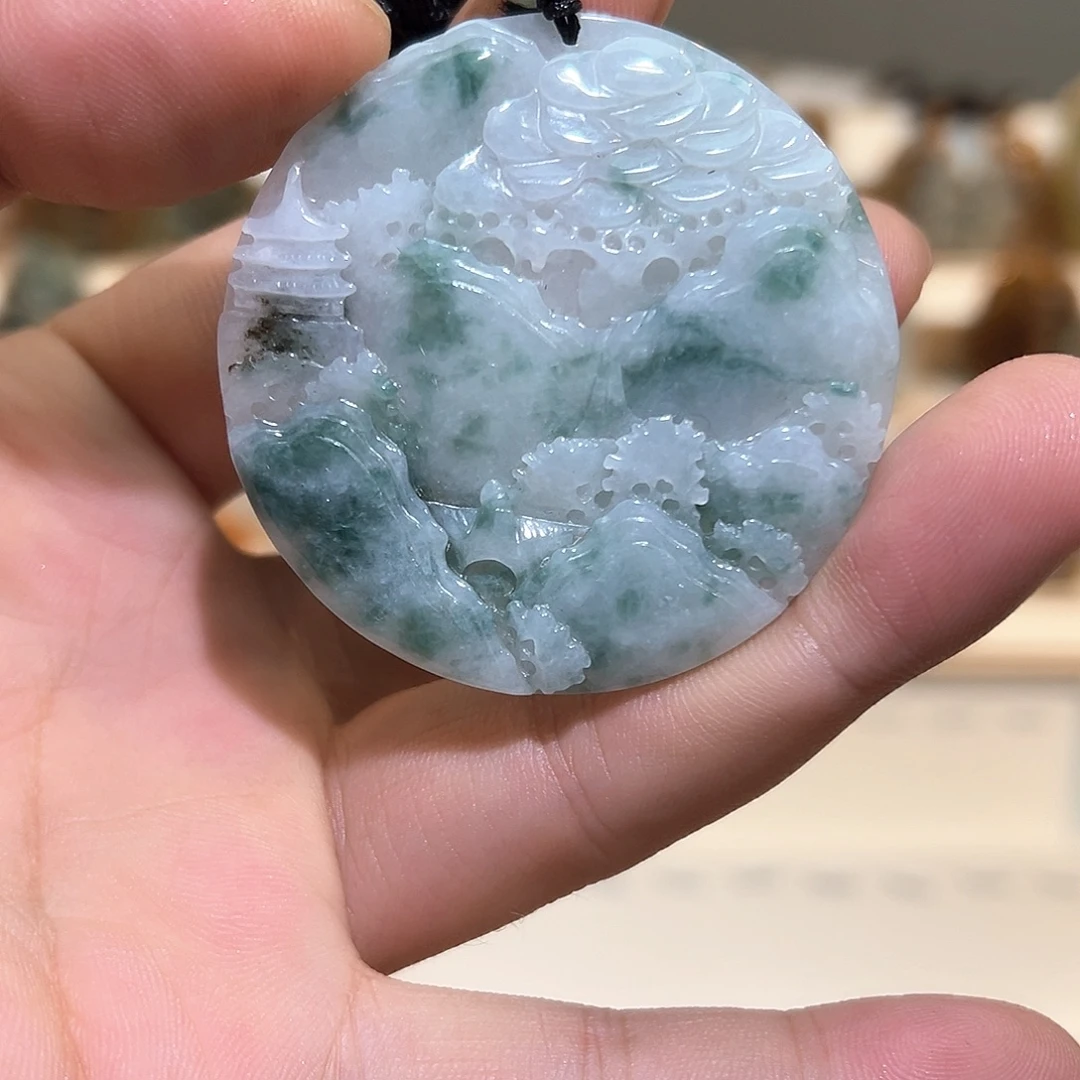 颈饰未镶嵌翡翠挂件