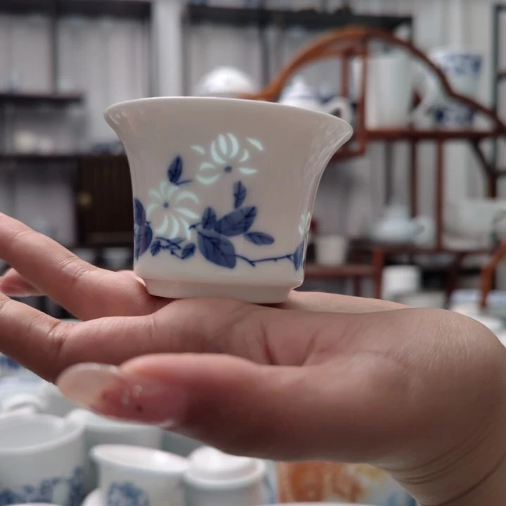 瓷手绘山丹丹茶托一个景德镇