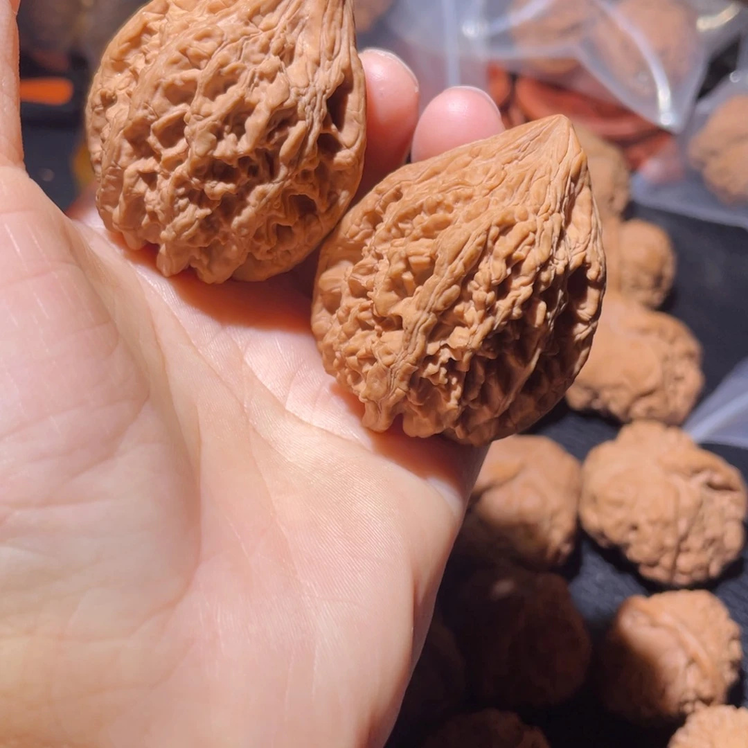 桃核吊坠噗**嘶41尺大沽石