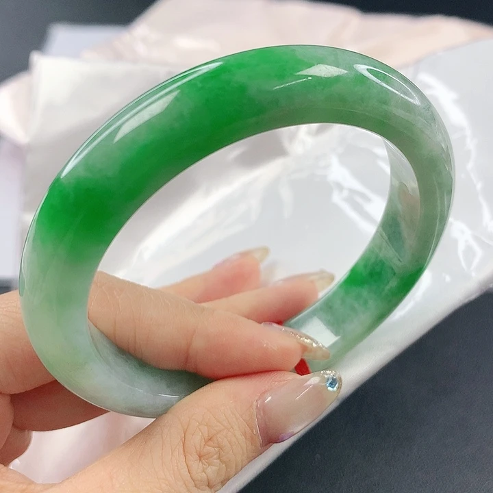 未镶嵌手镯翡翠淳，927