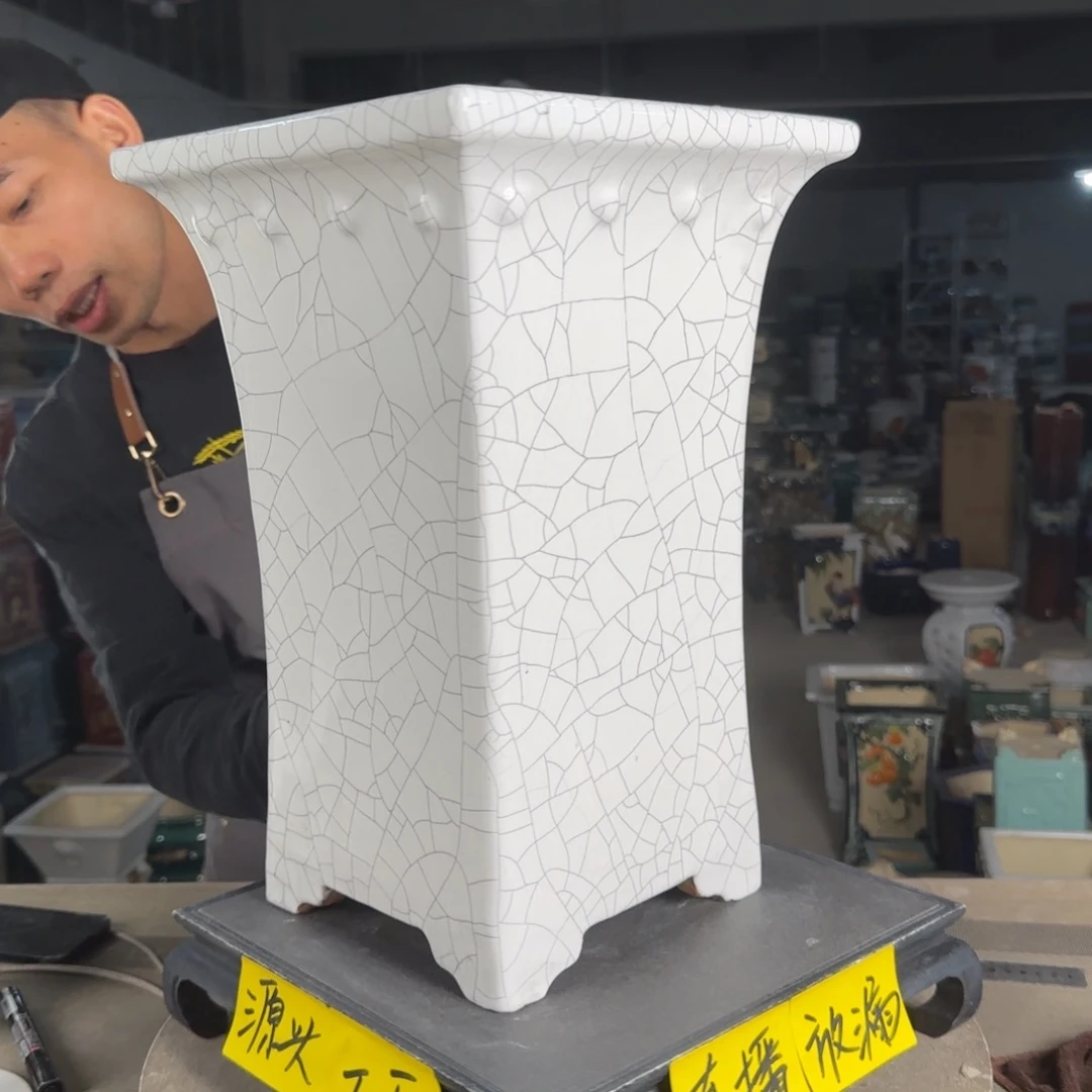 石湾花盆内口22，高40高温裂微瑕718