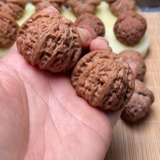 【闪购商品】吊坠文玩核桃白狮子………