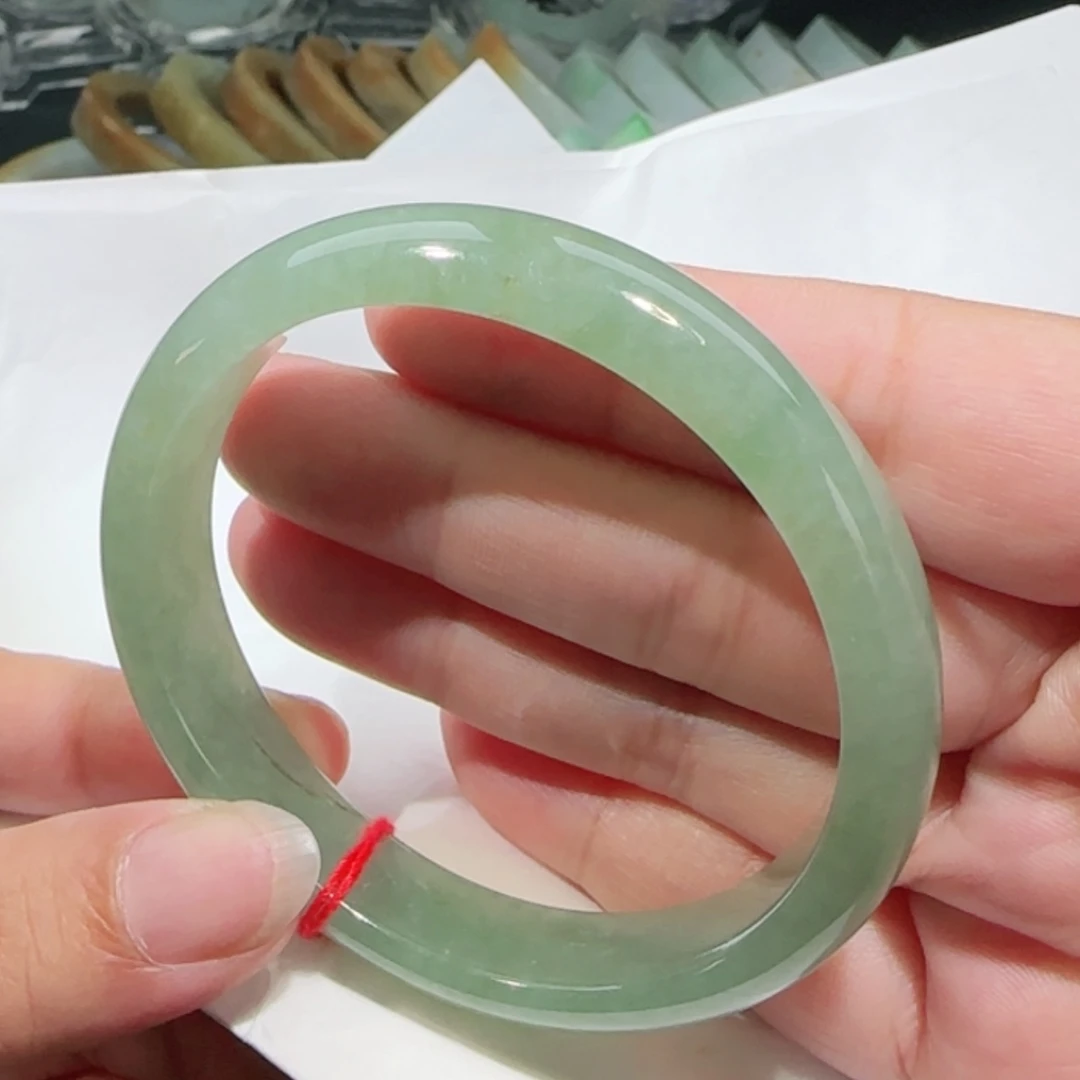 【闪购商品】未镶嵌手镯翡翠