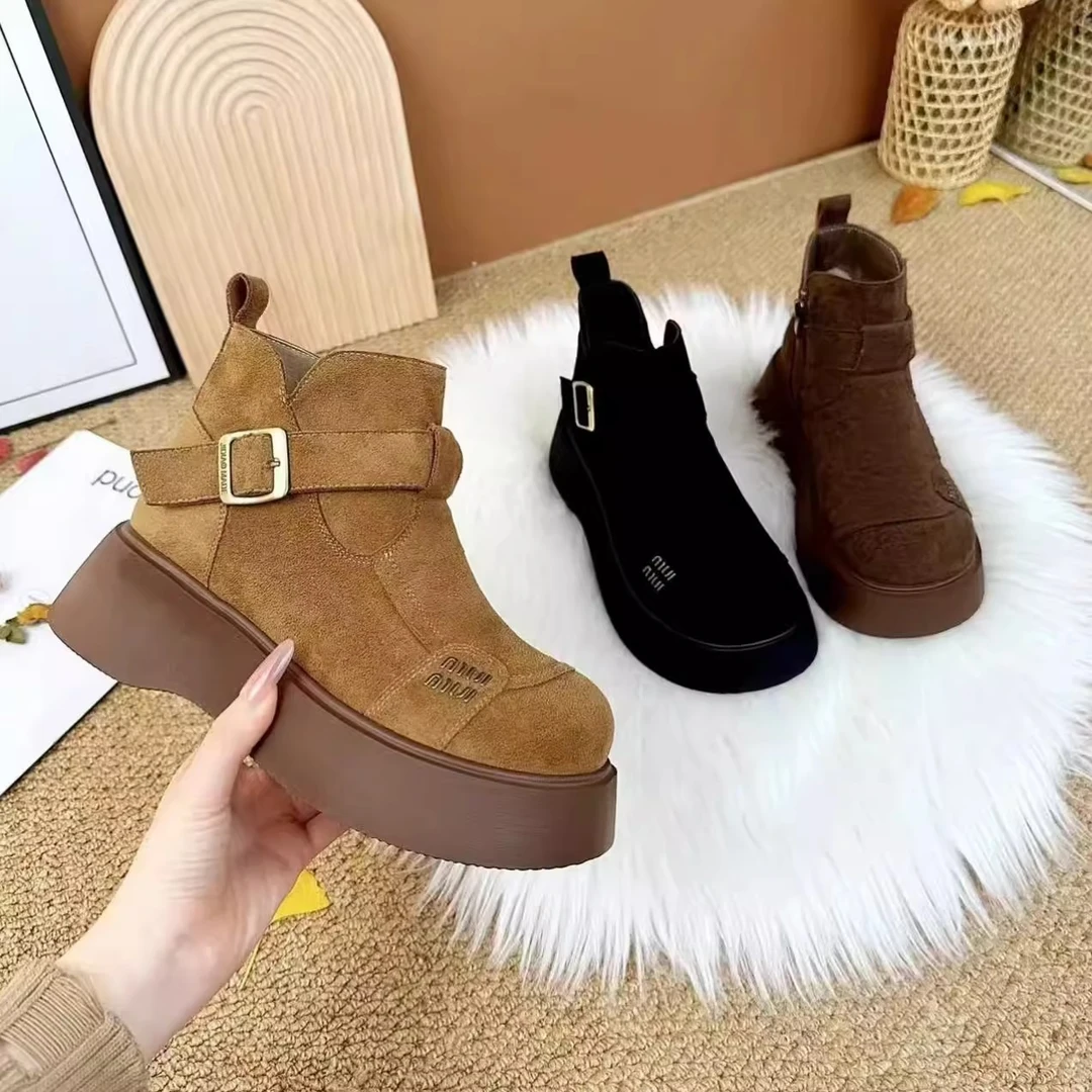 马丁靴子女磨砂2025年新款雪地靴女复古增高百搭厚底勃肯休闲鞋女