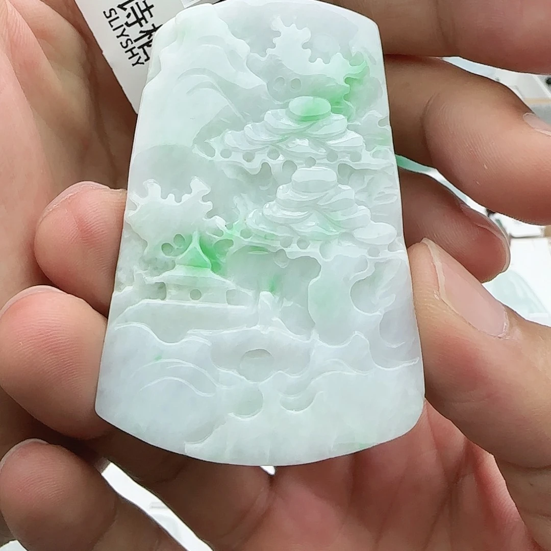 翡翠未镶嵌颈饰翡翠