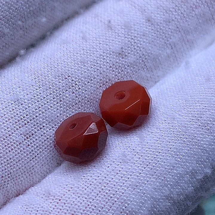 南红玛瑙未镶嵌珠宝奇石