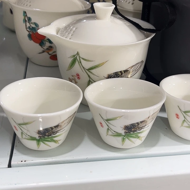 羊脂玉瓷一壶三杯旅行装