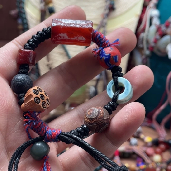 玛瑙/玉髓颈饰未镶嵌