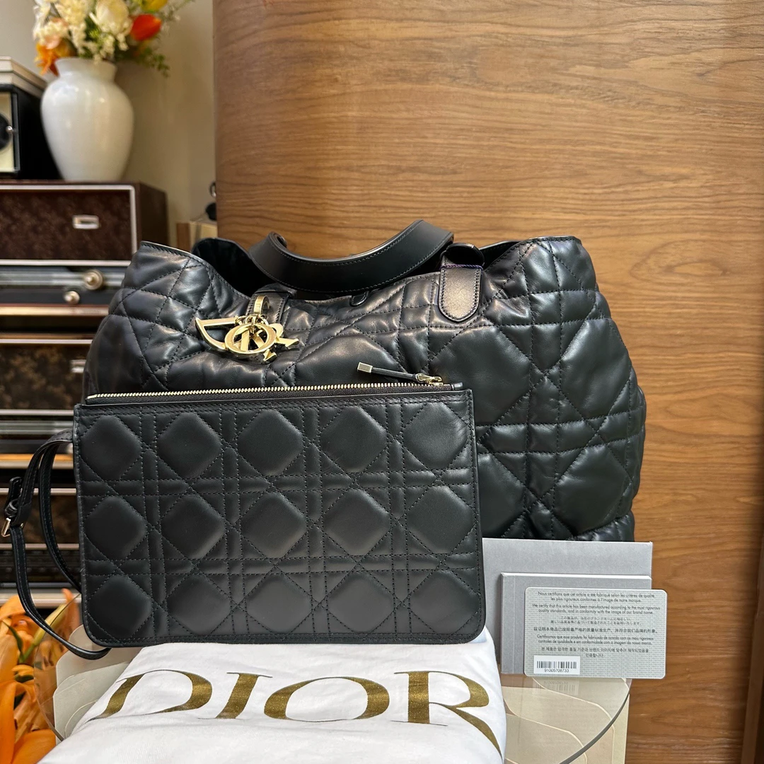 99新 DIOR/迪奥 土著Toujours大号黑金背提包钻纹珩线