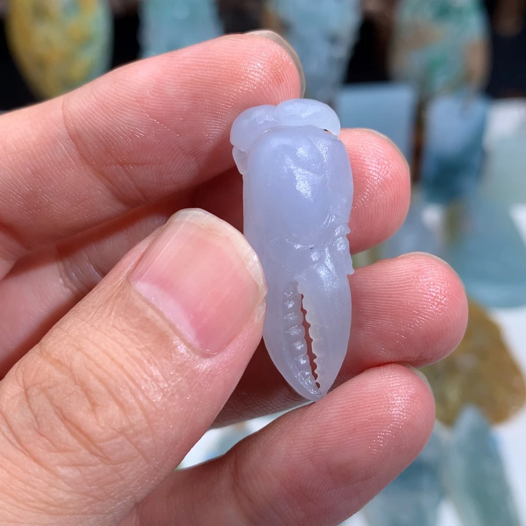 定制翡翠未镶嵌挂件