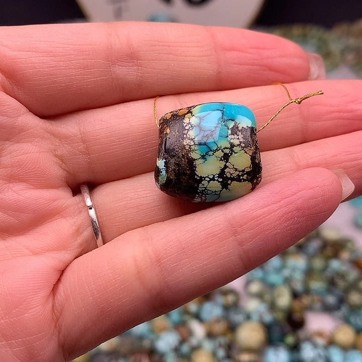 绿松石未镶嵌扣子