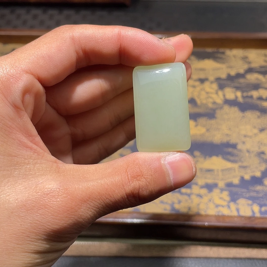 和田玉Dz235无事牌吊坠多样性发一未镶嵌