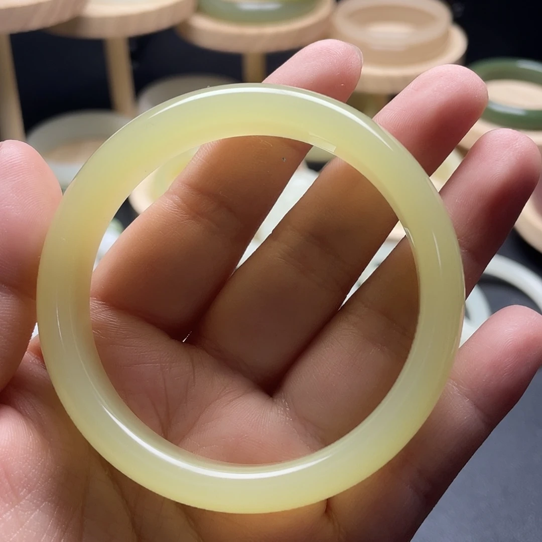 愚***智56➕圈口正圈手镯黄口