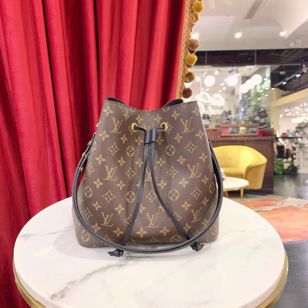 95新 LouisVuitton/路易威登 GGS黑水桶老花金扣单肩包/26512115