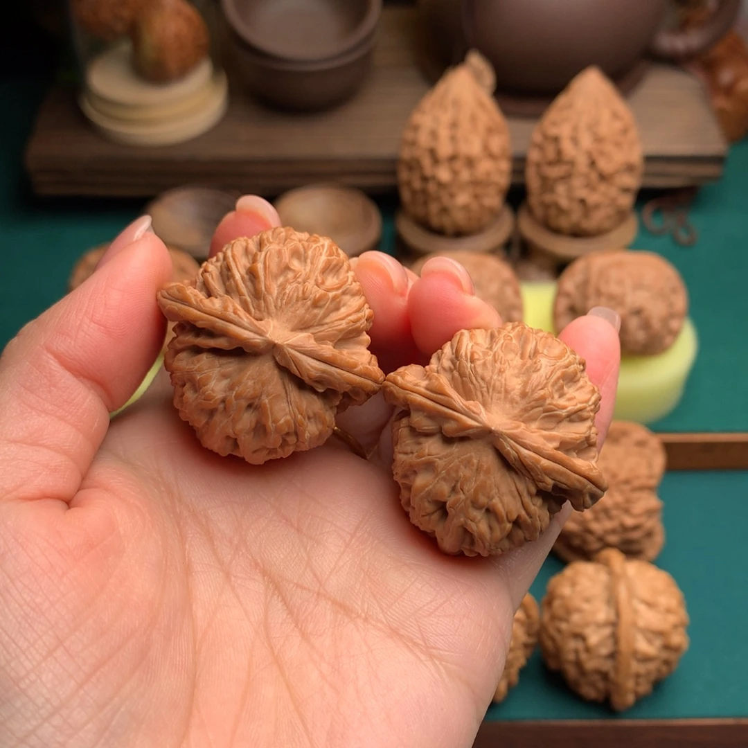 文玩核桃吊坠全品原桩球白35