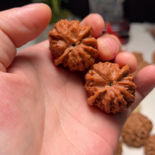 夏***丶文玩核桃吊坠35苹果园