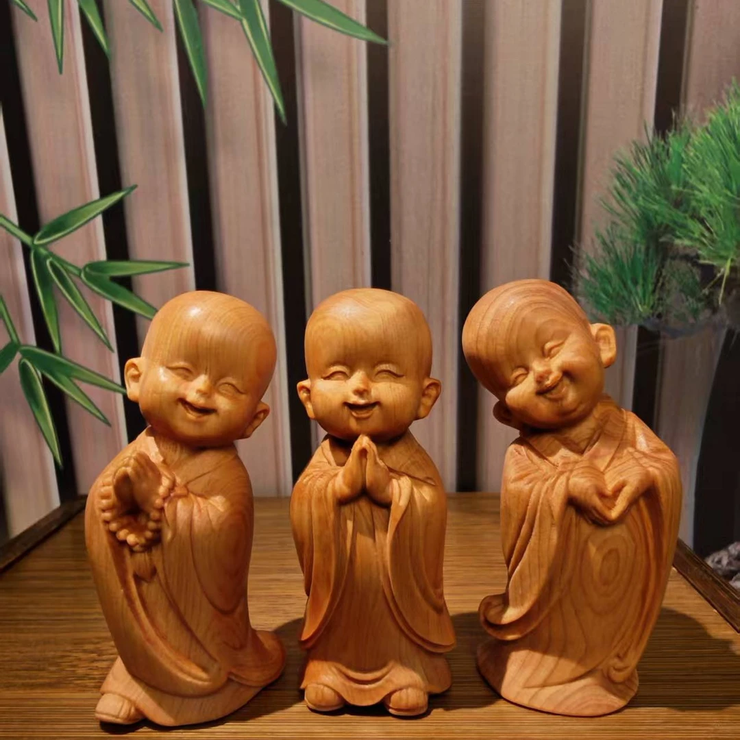 崖柏木根雕8cm小沙弥手把件可盘玩适合居家装饰