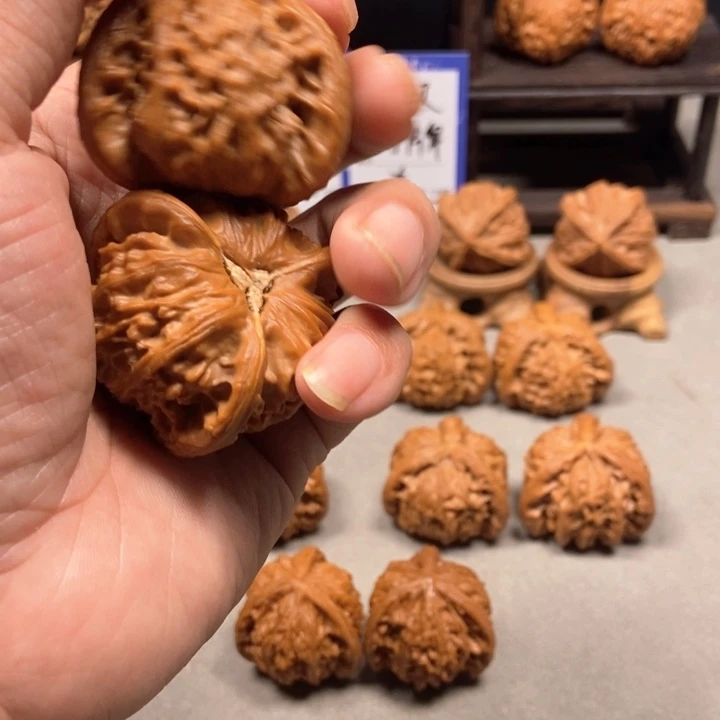 今***饭文玩核桃把件运费