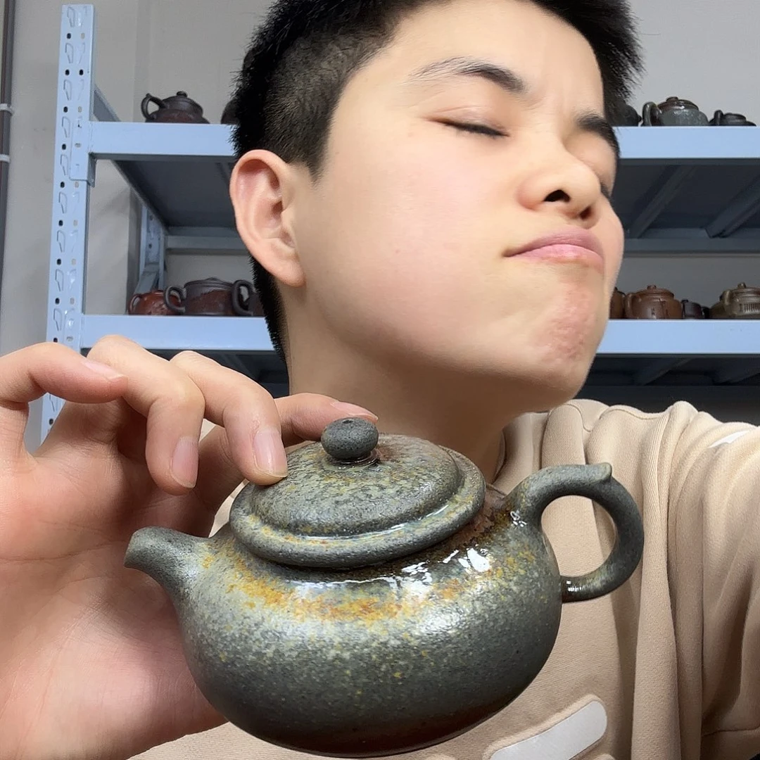紫砂茶壶民间手艺人全手工制作