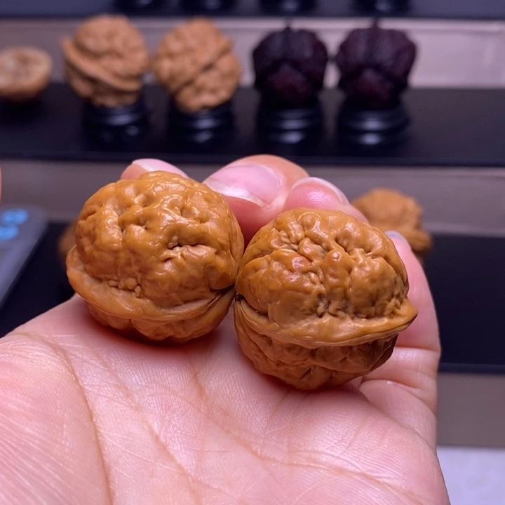 文玩核桃把件脑纹青蛙52