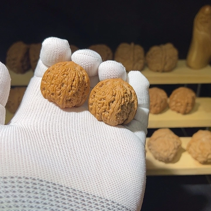 文玩核桃吊坠福利红牡丹35全品