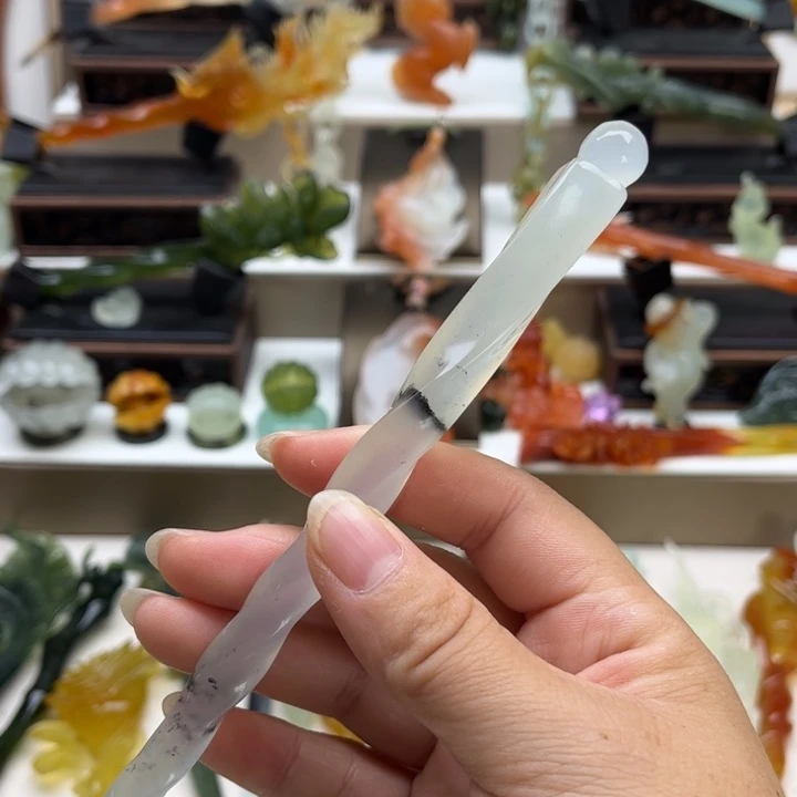 蛇纹石玉未镶嵌岫玉发簪