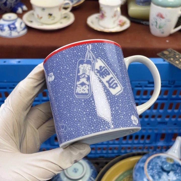 他家瓷器真美…开播了