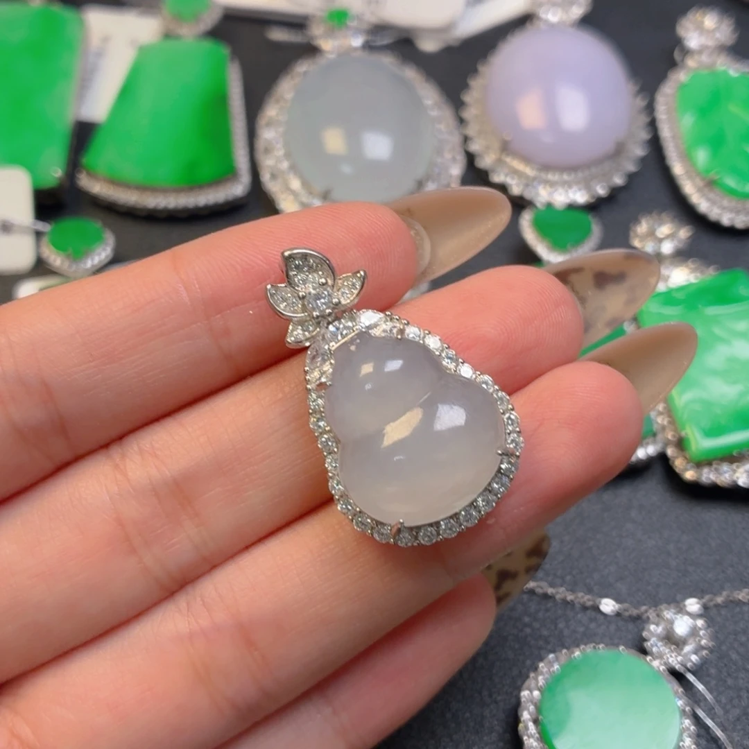 翡翠银S925镶嵌颈饰