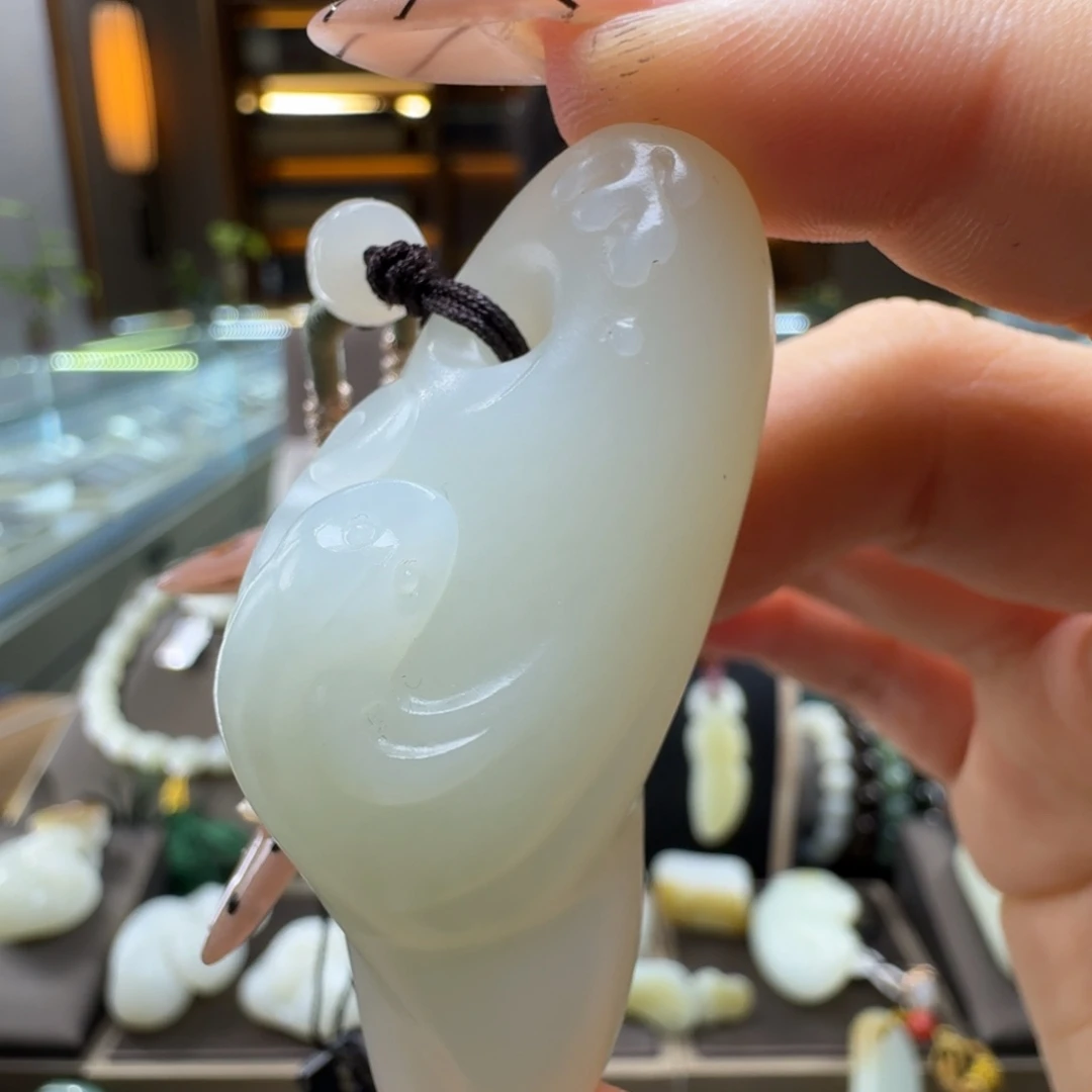 未镶嵌和田玉挂件