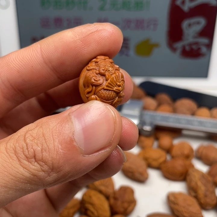 吊坠橄榄核橄榄核雕刻单子。