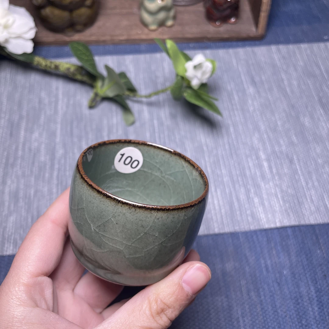 建盏小器型扳指杯冰裂纹