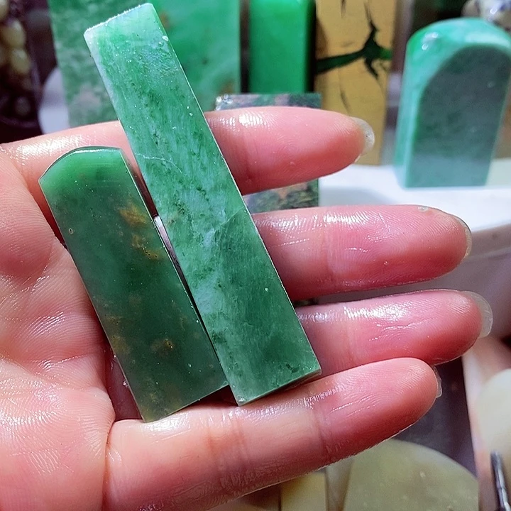 四川石小*明四川绿四川