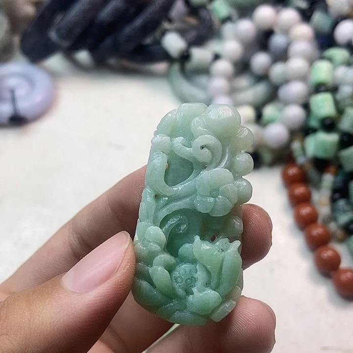 定制翡翠未镶嵌天然翡翠