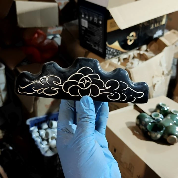 摆件陶瓷盘子碗啥都有