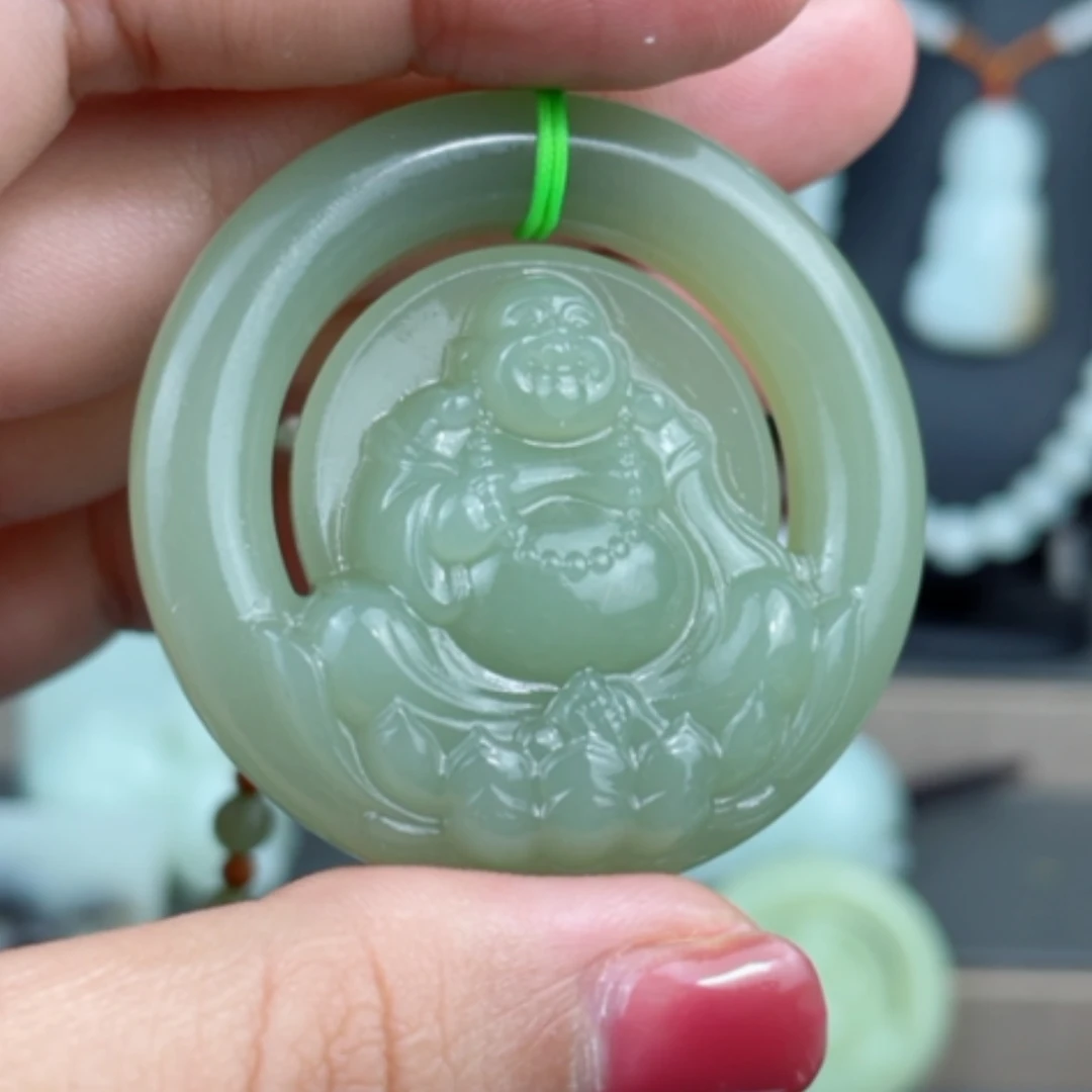 【闪购商品】颈饰未镶嵌和田玉