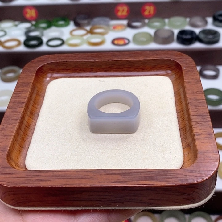 和田玉戒指未镶嵌  福利款不退换 3