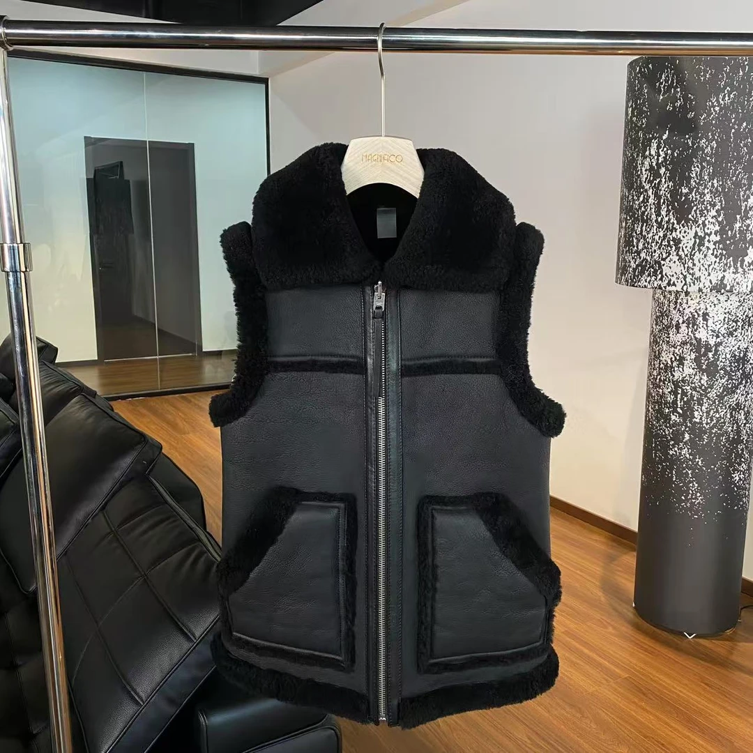 人造皮草 MNFK 2025款皮草马甲  PC0033