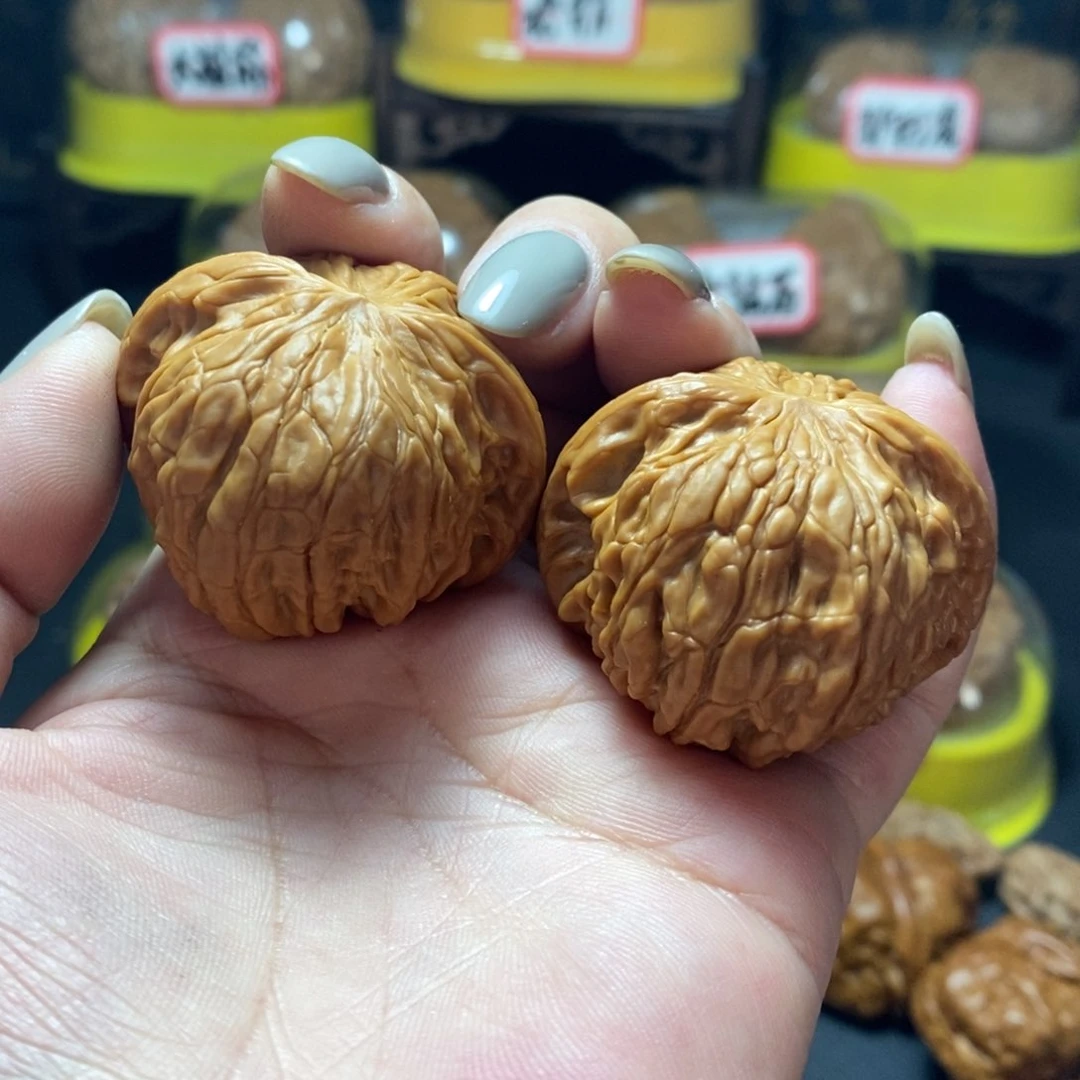 文玩核桃把件平****忧磨盘