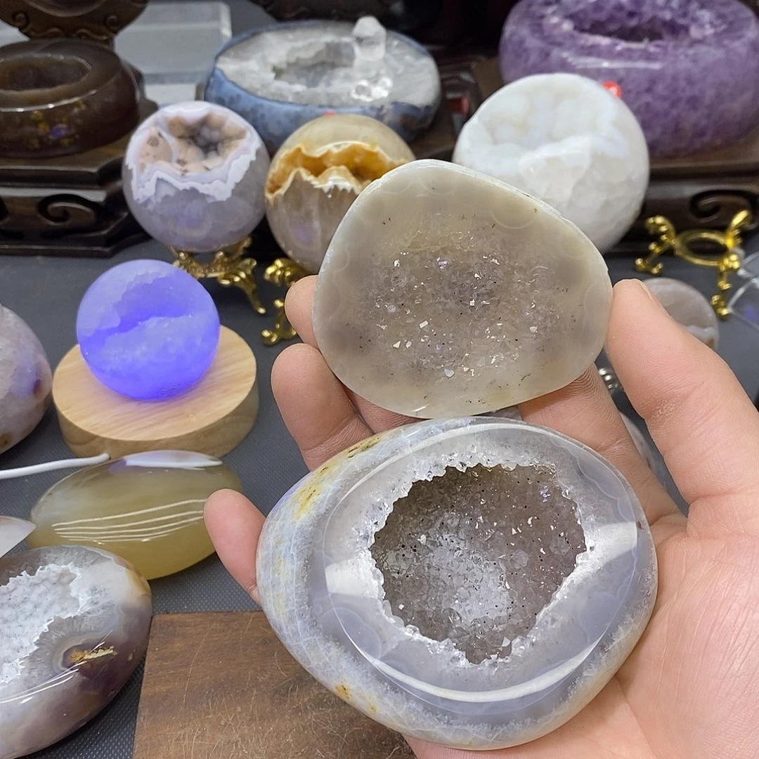 未镶嵌紫晶摆件聚宝盆