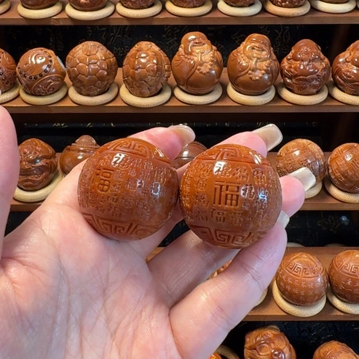 星***緣巴西橄榄核雕工艺品