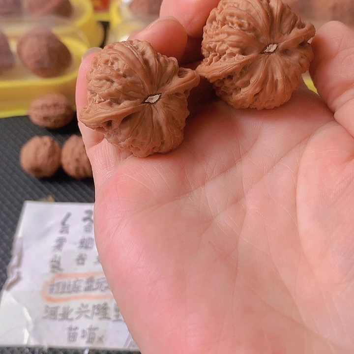 吊坠文玩核桃34尺红玛瑙