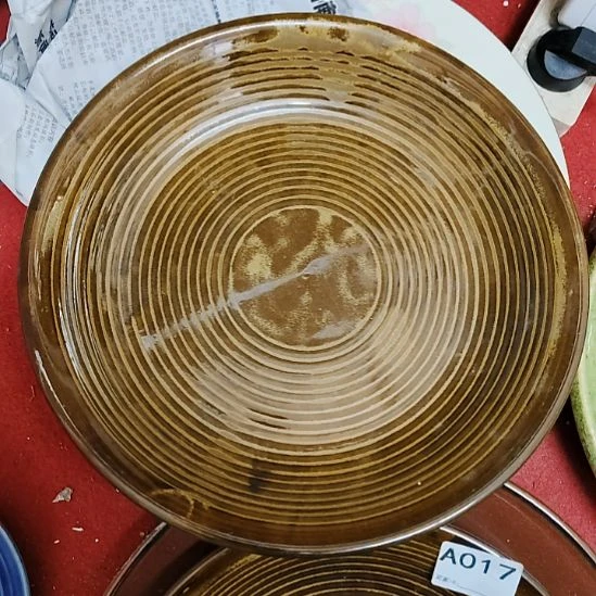 瓷片五厂，七厂各种摆件，瓷片，均有瑕疵！