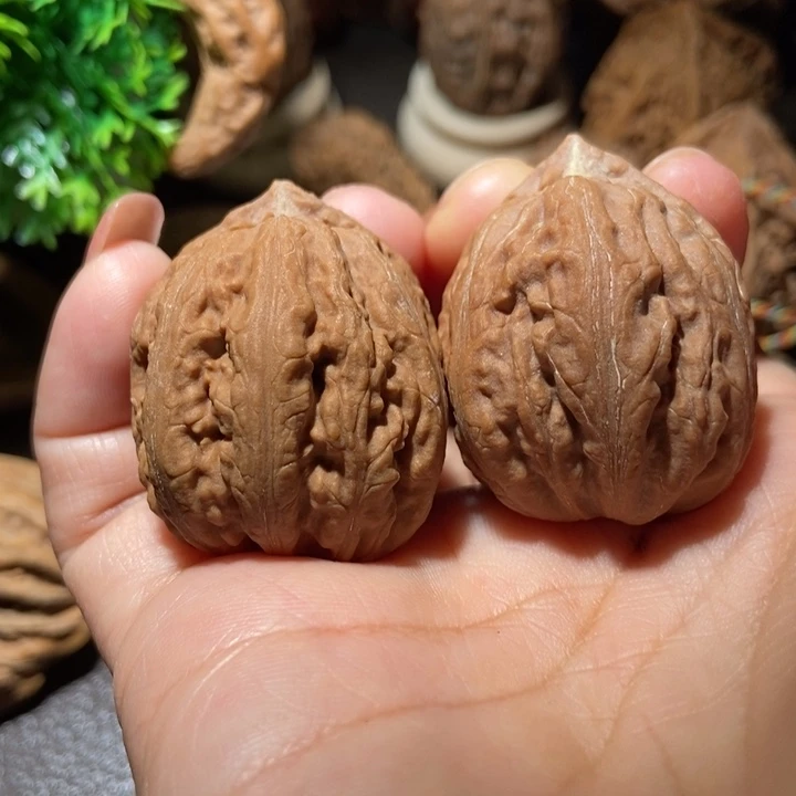 把件文玩核桃东北楸子小雪235