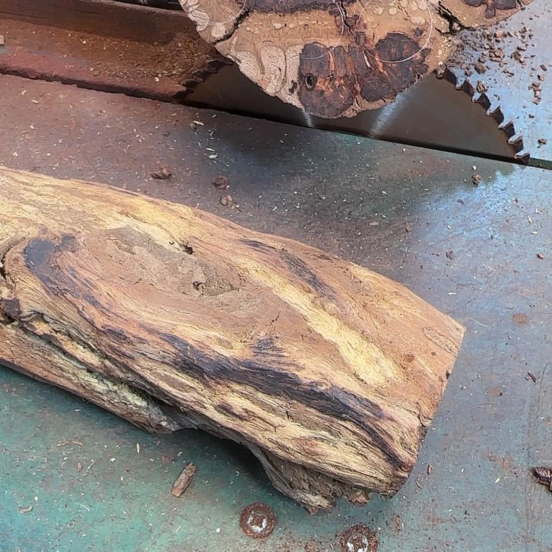 木咋**是降真香定制1.2全部再一个牌子不退不换