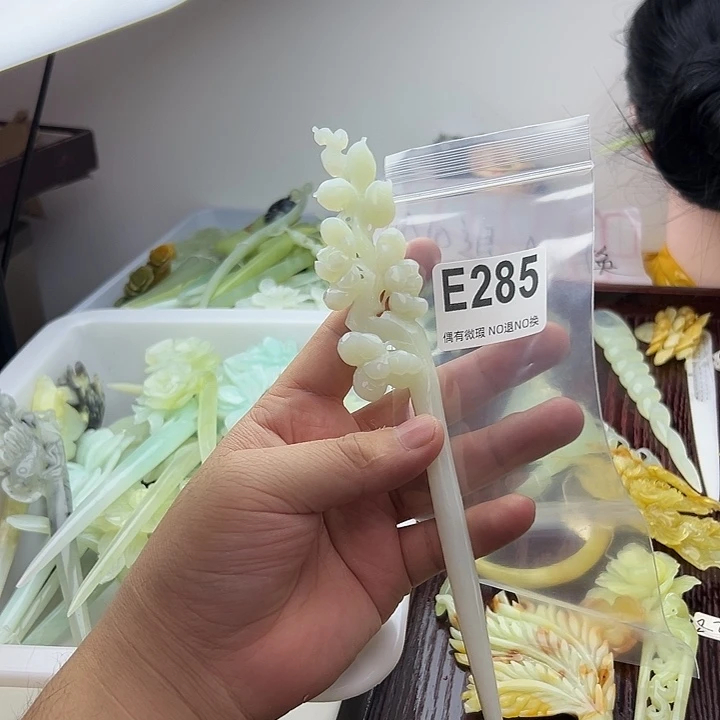 香***陈蛇纹石玉合金发饰