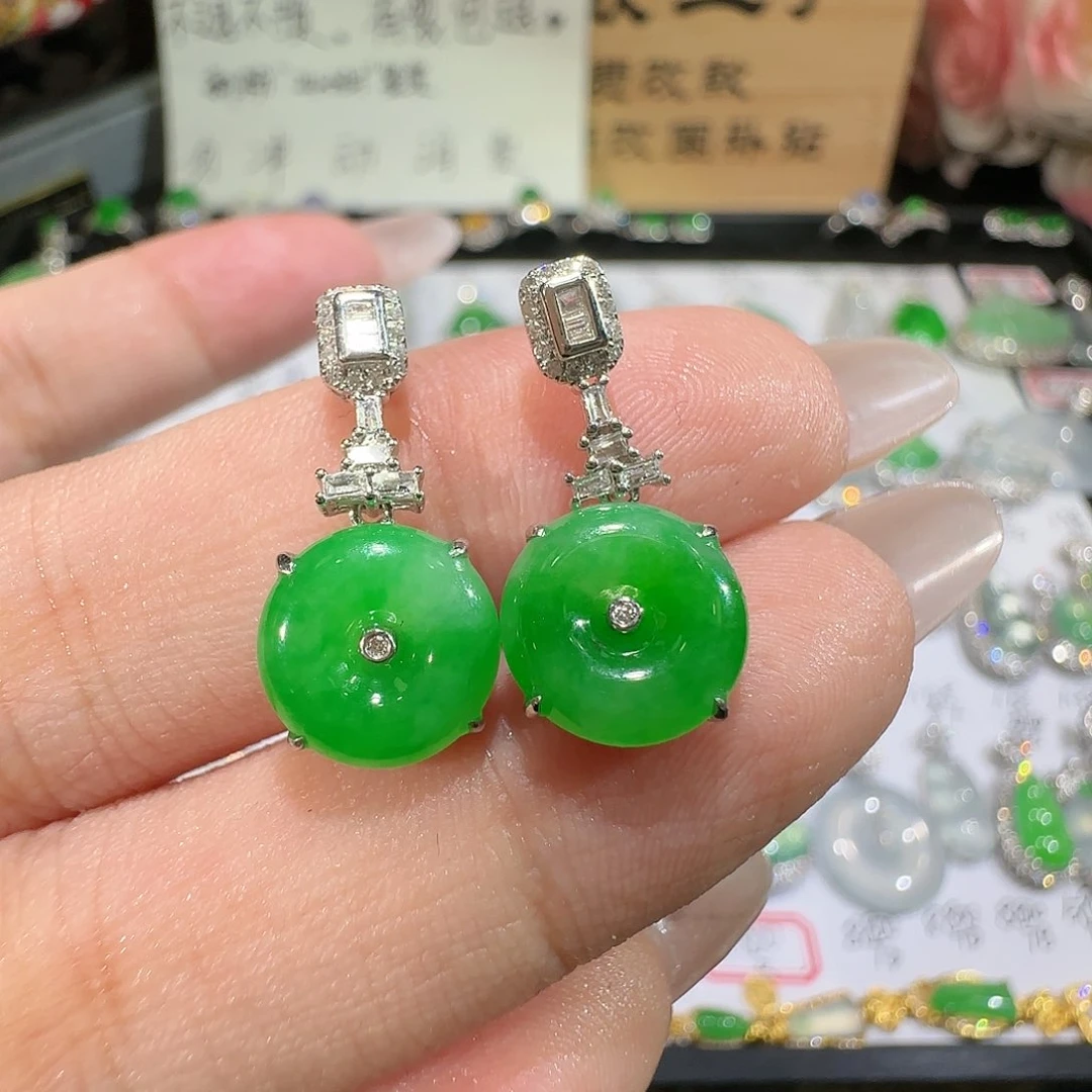 【闪购商品】18K金镶嵌翡翠耳饰